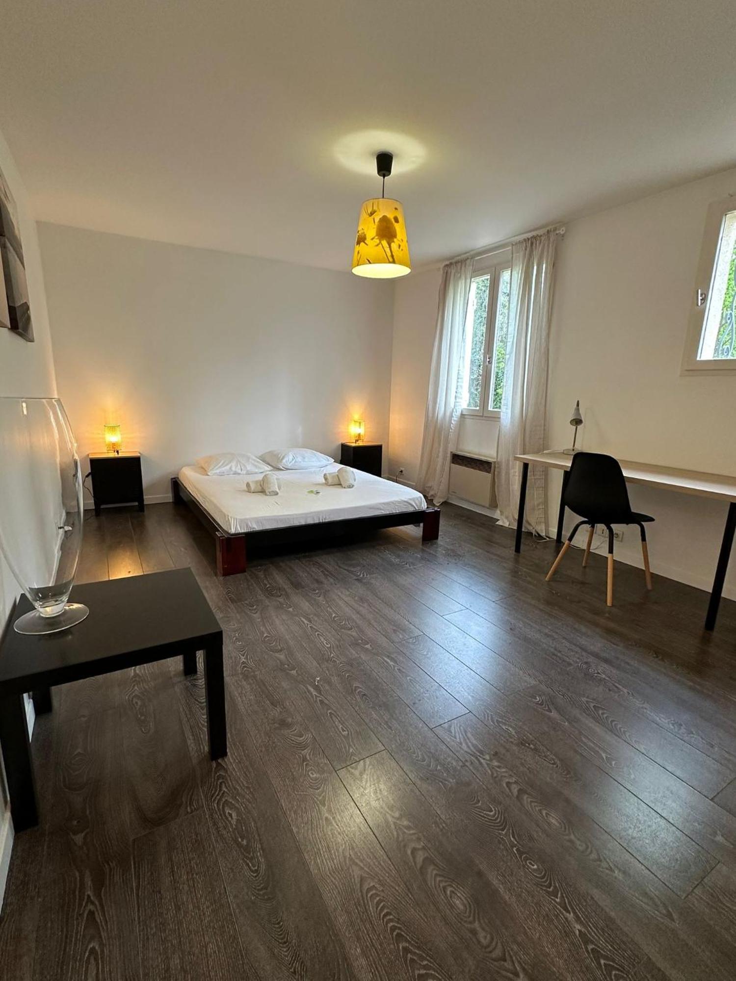 Villa Constance 3 Antibes - Spacieux Logement En Dernier Etage Exterior photo
