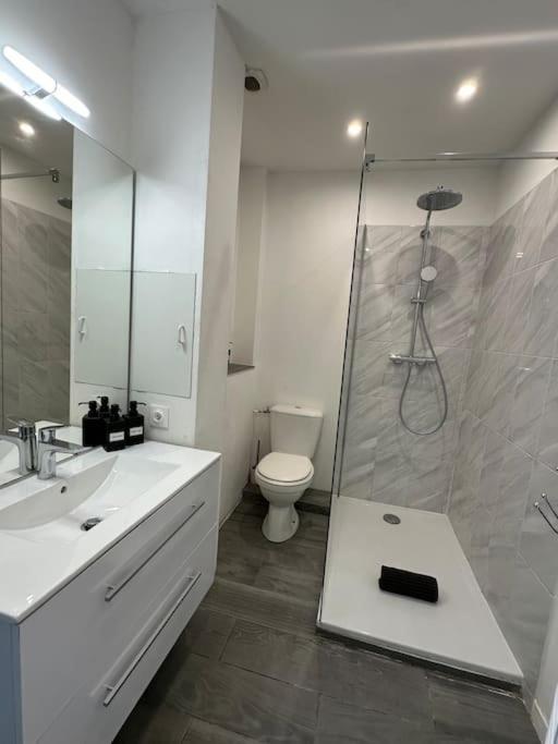 Villa Constance 3 Antibes - Spacieux Logement En Dernier Etage Exterior photo